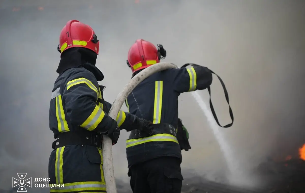 Під час загоряння на одеській фабриці з виготовлення меблів померли дві жінки