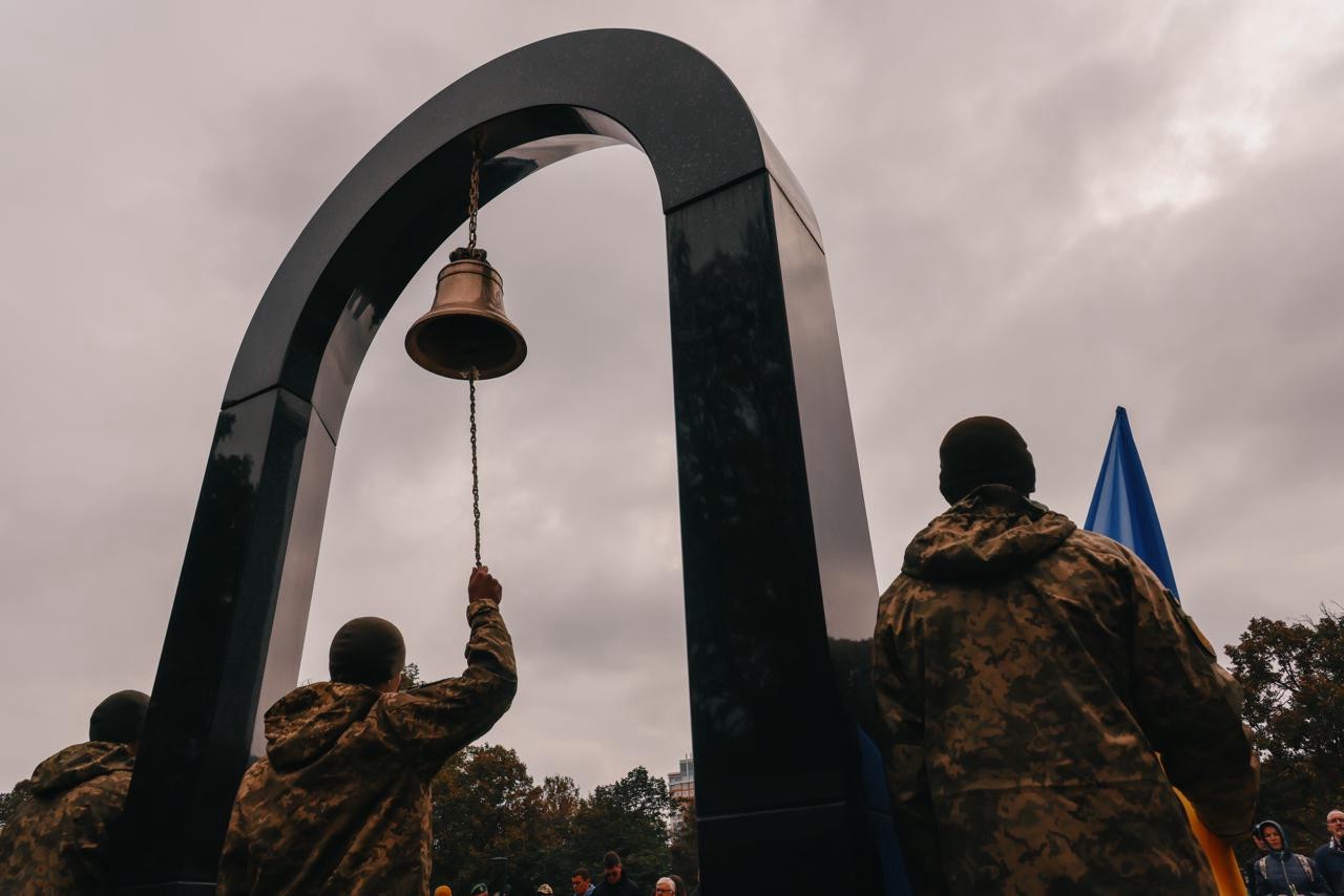 31 жовтня в Одесі пролунав Дзвін пам'яті на вшанування загиблих захисників України