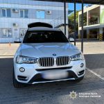 BMW, подароване доньці, опинилося у вітчима — поліція Одеської області розслідує шахрайство