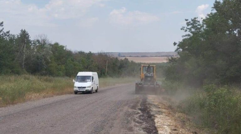 Чотири прикордонні села Болградського району залишаються без доріг та належного сполучення і потребують ремонту автотрас