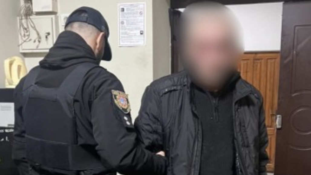 Декілька колото‑різаних поранень: 60‑річного громадянина іншої країни вважають причетним до поранення мешканця Одеси