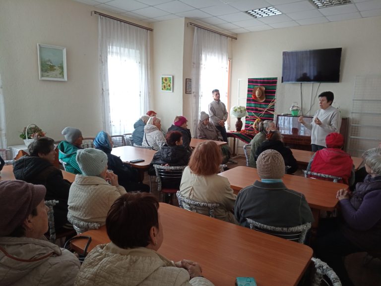 Інноваційні методики підтримки літніх людей у територіальному центрі