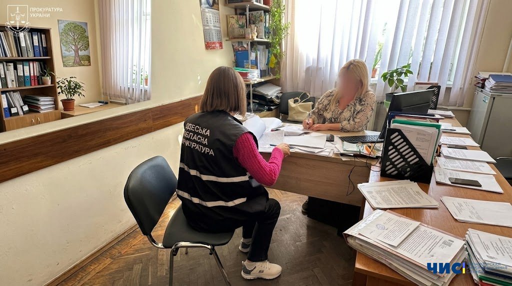 На Одещині немовля загинуло від голоду, посадовиця стала підозрюваною через бездіяльність