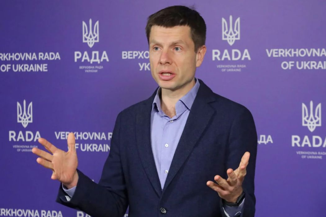 Нардепа з Одеси виключили з фракції “Європейська солідарність” через його заклики до поступок Росії