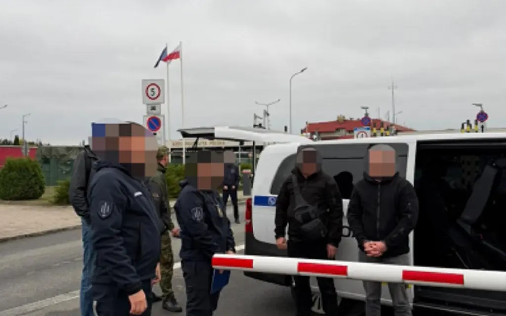 Охоронця державного кордону передано Україні за підозрою у навмисному позбавленні життя військового в Одеській області