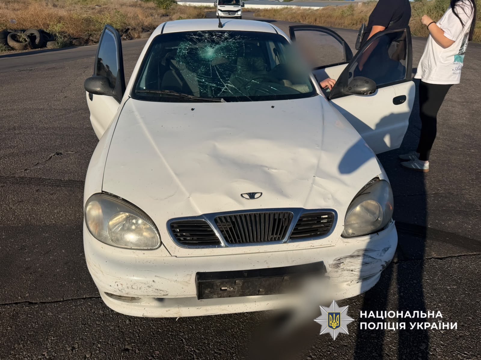 Поблизу Одеси 13-річний мопедист зіткнувся з авто: двоє дітей госпіталізовані