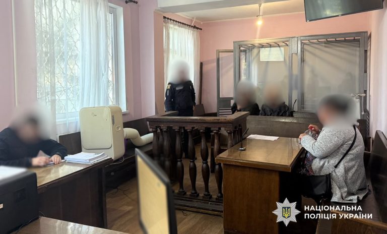 Прийомну матір з Одещини підозрюють у катуванні семирічного хлопчика