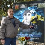 У місті на Одещині віддали шану Володимиру Торшину, герою національного масштабу, і передали почесні відзнаки рідним захисників країни