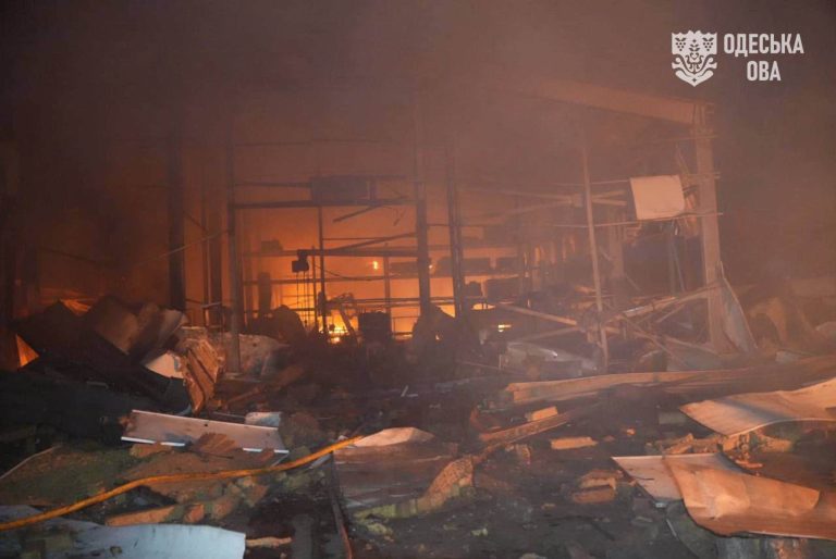 У регіоні Одеси влучили по виробничому об'єкту та гаражному об'єднанню