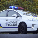 У серці Одеси людина проігнорувала вказівки правоохоронців і потяглася до поясного чохла інспектора