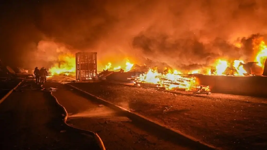 Унаслідок вогневого удару по районі Одещини в атмосферу піднялося близько 500 тонн продуктів згоряння
