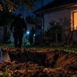 В Одеській області суд визнав винним чоловіка, який розтрощив голову й поховав останки поруч із домівкою