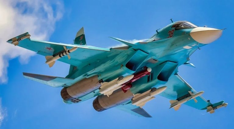 Військово-морські сили знищили шість літаків “Су-34” на російському аеродромі