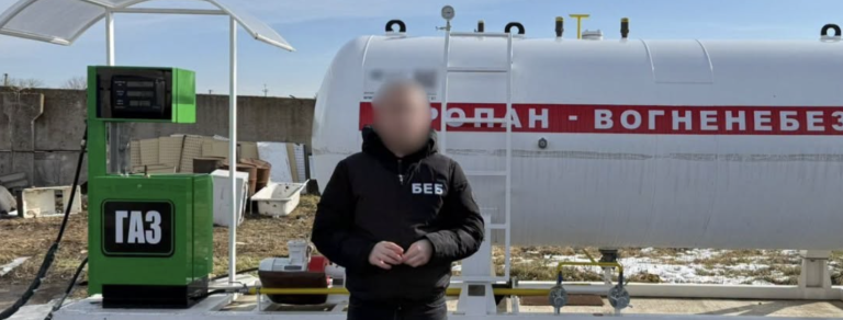 За триста доларів збули посадове місце — в Одеській області під суд постане формальний очільник паливного підприємства