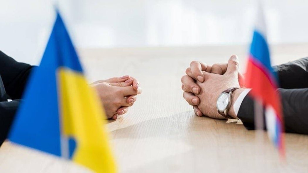 Зеленський допускає можливість проведення консультацій за участі України, Росії та США у листопаді